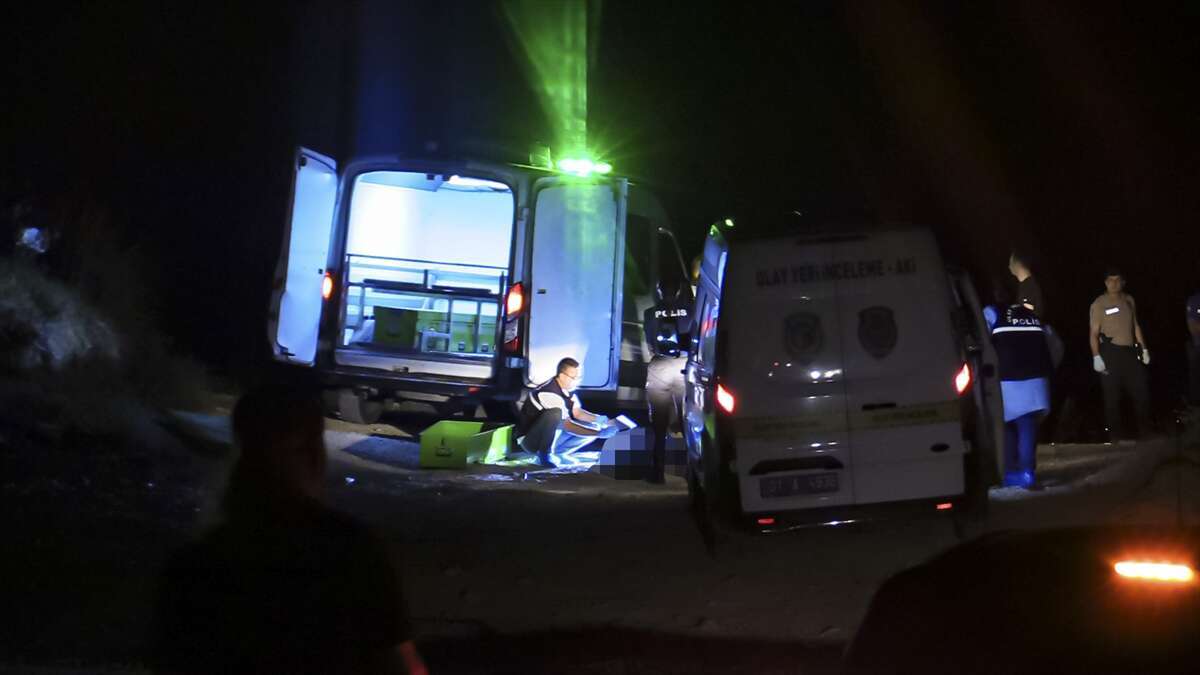 Seyir tepesindeki katliamda yeni detaylar! 1’i kadın 3 kişi öldürülmüştü 15